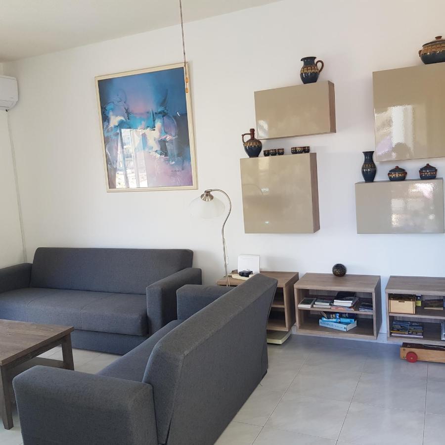 Апартаменты Peaceful Townhouse With Private Pool Near The Sea *